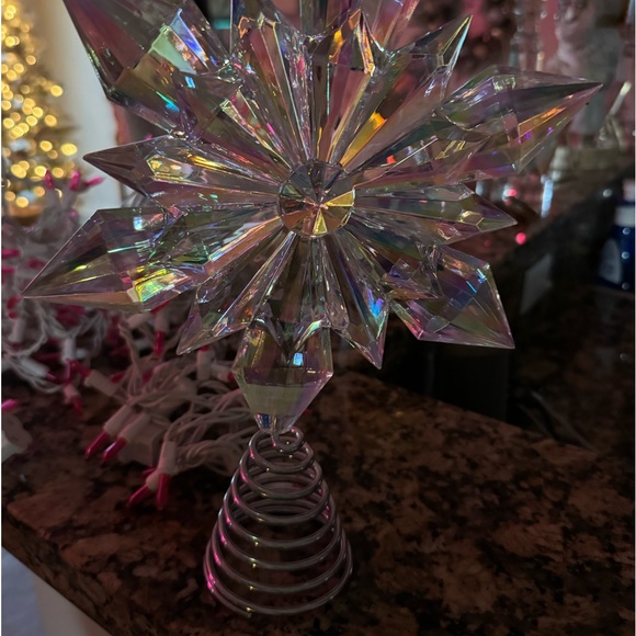 ⭐️🌲Holographic Star Tree Topper 🌲⭐️ - Picture 2 of 2